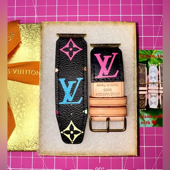 💝 Louis Vuitton Murakami Pink and Blue Apple Watch band handmade - Picture 3 of 16